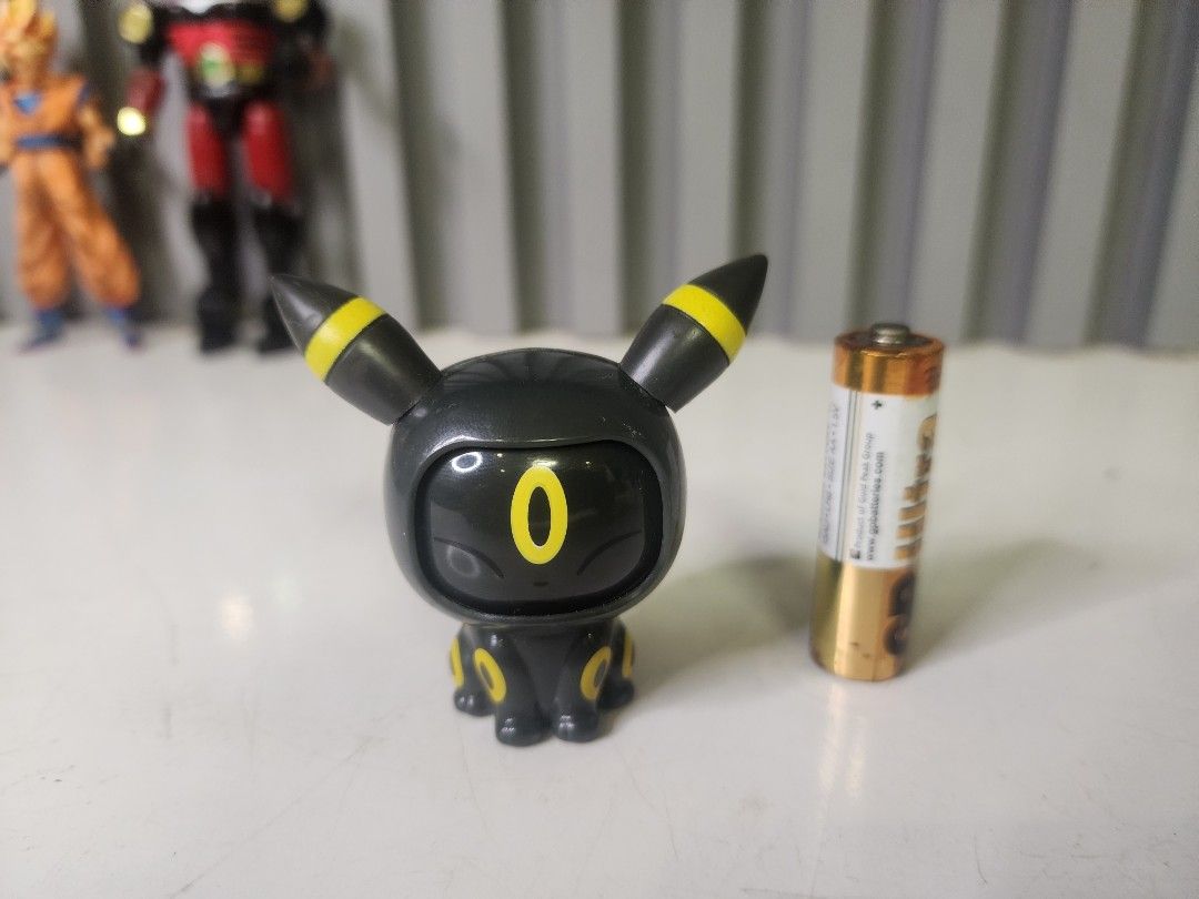 Pokemon Umbreon Face-Changing action figure (Category: Character Goods) located in Tarlac. Submitted by ziv_surplus (Listing ID 1468011201, Image 3). Description: .