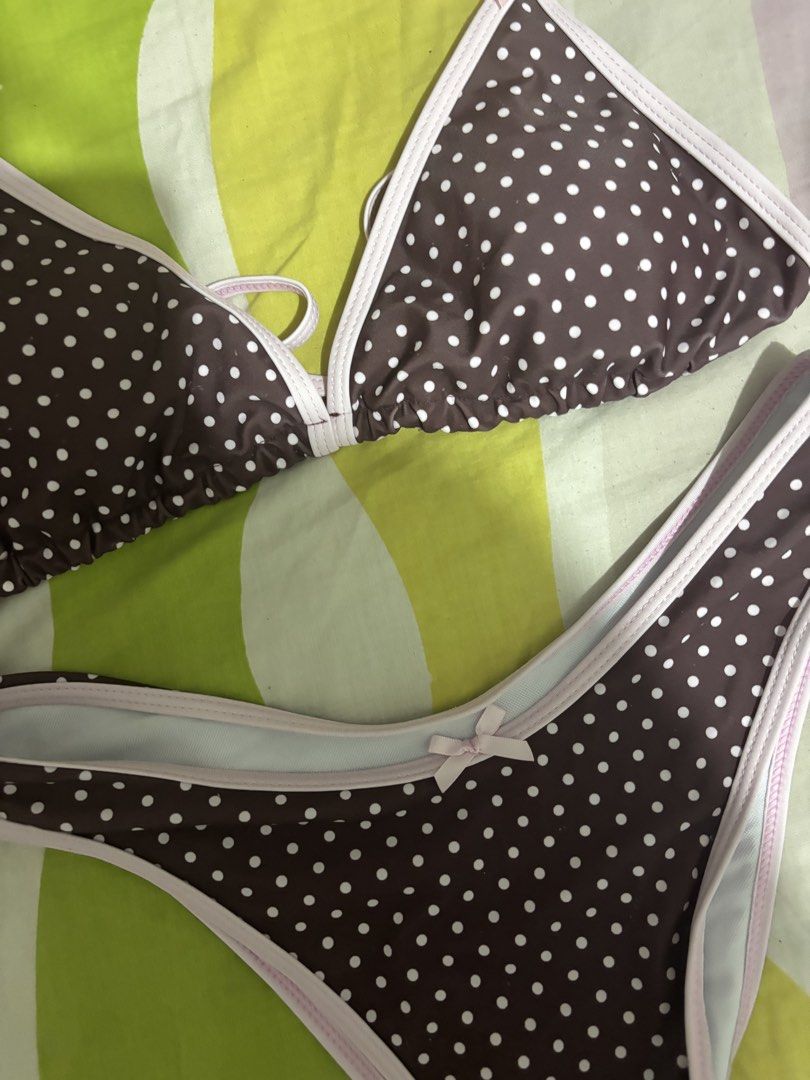 polka dot brown and pink bikini set (Category: Bikinis & Swimsuits) located in Manila. Submitted by iyahpreloved_ (Listing ID 1468006275, Image 2). Description: .