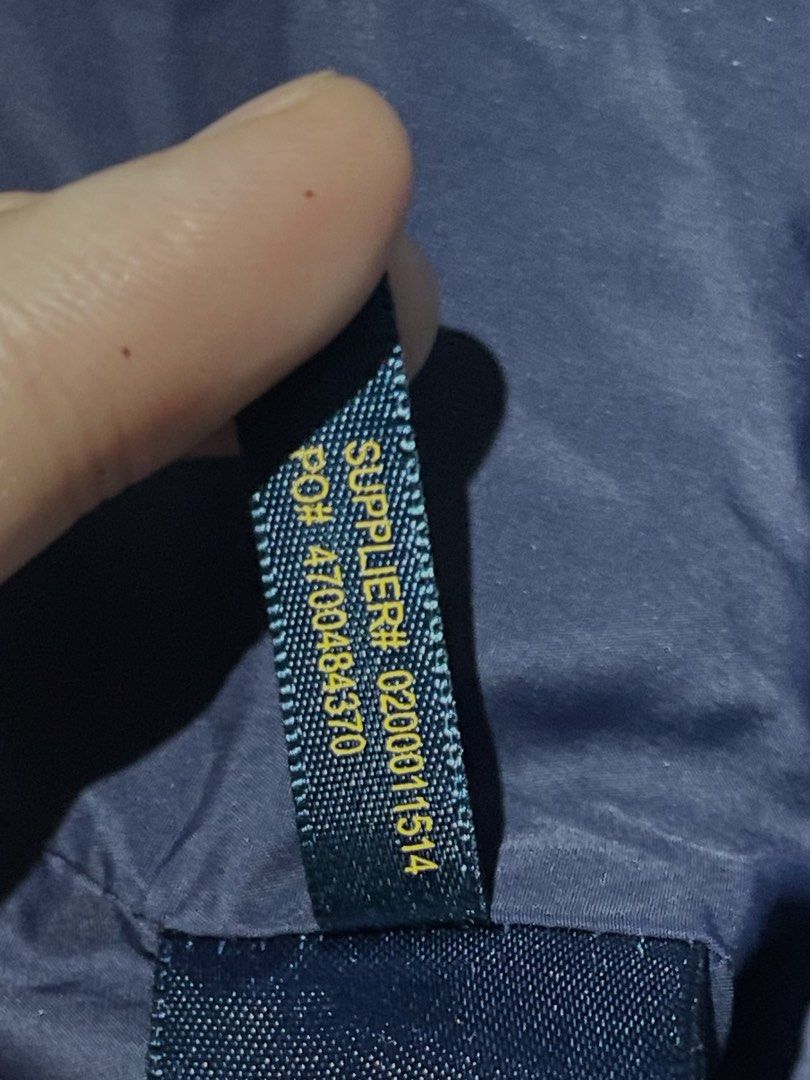 Polo Ralph Lauren Retford Packable Windbreaker Jacket (Category: Coats, Jackets and Outerwear) located in Angeles City. Submitted by rollingwitmary (Listing ID 1466053362, Image 3). Description: • Size: XXL (190/108A) • Color: Navy Blue • Authentic Polo Ralph Lauren • Personal item, not from a reseller • Full-zip design • Lightweight windbreaker, perfect for everyday wear or travel • Classic and timeless Ralph Lauren look Good condition and well 