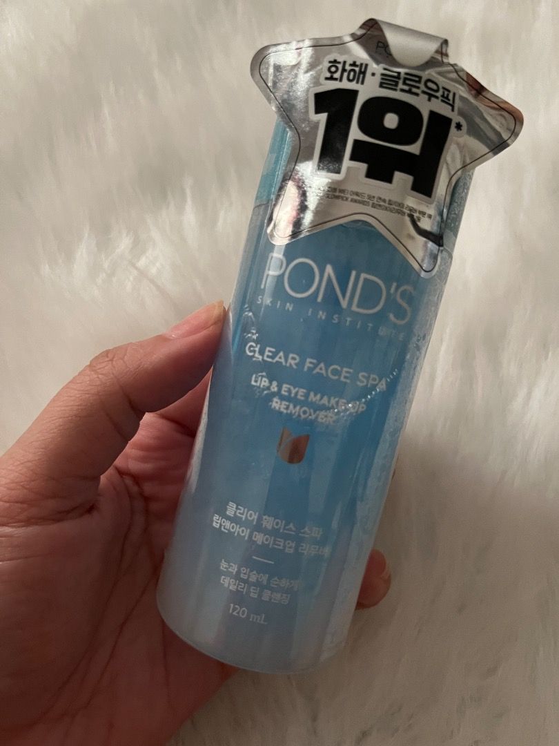 POND'S Lip & Eye Makeup Remover 120ml (Category: Face Care) located in Muntinlupa City. Submitted by iamven14 (Listing ID 1467899665, Image 2). Description: - Brand: POND'S Clear Face Spa Lip and Eye Makeup Remover - Size: 120ml - Condition: Brand new, unopened, and sealed with promo star tag - Origin: Made in Korea (#1 ranked in Korea for 3 consecutive years) - Performance: Effortlessly removes waterproof mascara, transfer-proof lipstick, and he