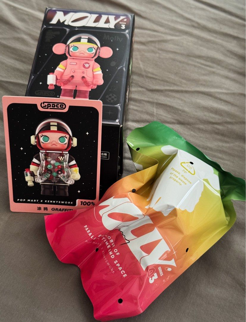 POP MART Space Molly (Series 3 & 4) (Category: Designer & Blind Box Toys) located in General Trias. Submitted by frommetoyouthings (Listing ID 1467858016, Image 2). Description: 1 pc series 3 - ₱600 1pc series 4 - ₱600 Buy both for ₱1100 Opened box, sealed foil and accessories .