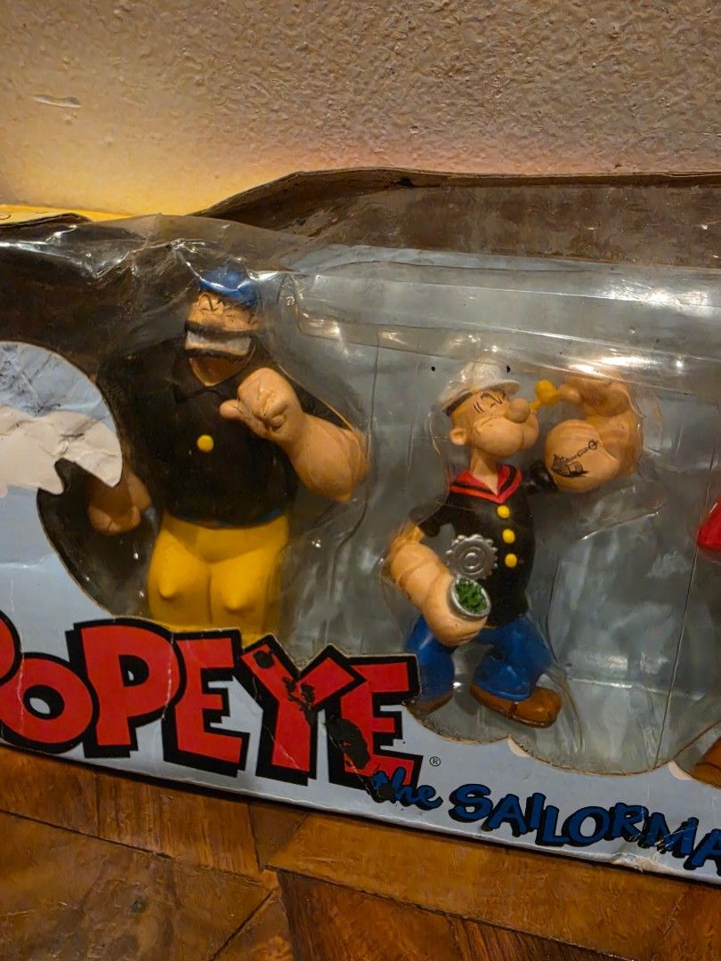 Popeye Figure set (Category: Action & Battle Toys) located in Baguio. Submitted by shellcollector (Listing ID 1467934625, Image 1). Description: Dark Horse Comics Popeye the Sailor Man PVC Seven Figure Set released around 2002 9000 Pesos Sealed, unopened ISSUE: damaged box Baguio shipping.