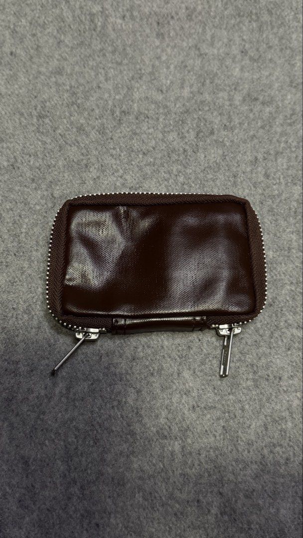 Porter free Style Key Case (Category: Wallets & Card Holders) located in Rizal. Submitted by eecezy2thrift (Listing ID 1467918350, Image 2). Description: 📌 𝗜𝗠𝗣𝗢𝗥𝗧𝗔𝗡𝗧 𝗡𝗢𝗧𝗘 ☟︎. 🚨◎ 𝗗𝗜𝗦𝗖𝗟𝗔𝗜𝗠𝗘𝗥: 𝗜 𝗵𝗲𝗿𝗲𝗯𝘆 𝗱𝗲𝗰𝗹𝗮𝗿𝗲 𝘁𝗵𝗮𝘁 𝗶 𝗱𝗼 𝗻𝗼𝘁 𝗼𝘄𝗻 𝘁𝗵𝗲 𝗿𝗶𝗴𝗵𝘁𝘀 𝗼𝗳 𝗮𝗻𝘆 𝗼𝗳 𝘁𝗵𝗲 𝗯𝗿𝗮𝗻𝗱𝘀 𝗹𝗶𝘀𝘁𝗲𝗱. 𝗡𝗼 𝗖𝗼𝗽𝘆𝗿𝗶𝗴𝗵𝘁 𝗜𝗻𝗳𝗿𝗶𝗻𝗴𝗲𝗺𝗲𝗻𝘁 𝗜𝗻𝘁𝗲𝗻𝗱𝗲𝗱. 📎𝗗𝗲𝘀𝗰𝗿𝗶𝗽𝘁𝗶𝗼𝗻 𝗶𝘀 𝗮𝗹�