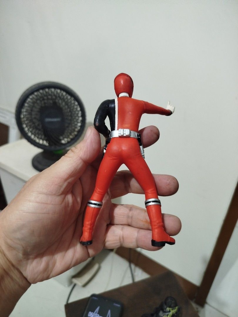 Power Rangers SPD Red Ranger (Category: Action & Battle Toys) located in Quezon City. Submitted by toys_r_here (Listing ID 1467841792, Image 2). Description: 790 each GOOD FOR GIFT AND COLLECTION as is po Good condition First to pay gets the item pa check nalng sa pic yun condition pm me for questions ship pwede lalamove or jnt qc and marikina area.