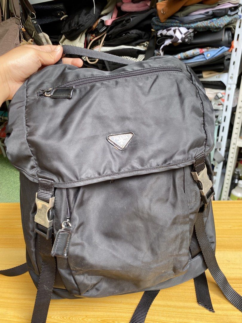 Prada Re-Nylon and Saffiano Leather Backpack (Category: Luxury Bags & Wallets) located in Davao. Submitted by jennicaestrella_1995 (Listing ID 1467887640, Image 2). Description: .