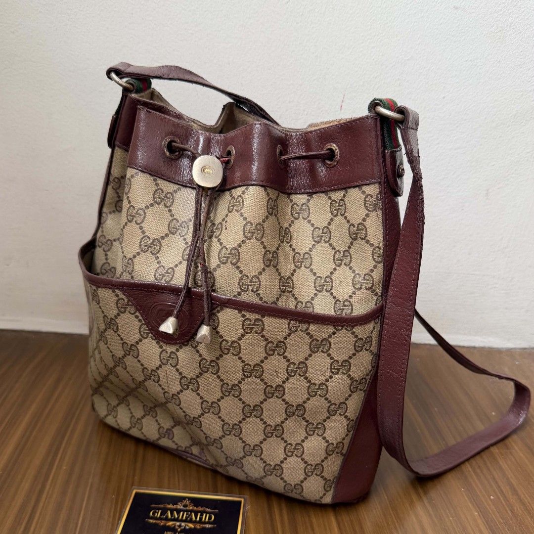 PRE OWNED AUTHENTIC GUCCI GG VINTAGE BAG (Category: Luxury Bags & Wallets) located in Paranaque City. Submitted by Glamfahd (Listing ID 1467913622, Image 2). Description: Pre Owned Authentic GUCCI GG Bag Inclusion/s: None Condition Well Used condition Marks on exterior Marks on interior Recolored trimmings and handles Bag is really a great buy! Please manage your expectations as you are buying an authentic second hand item at a fraction of the co