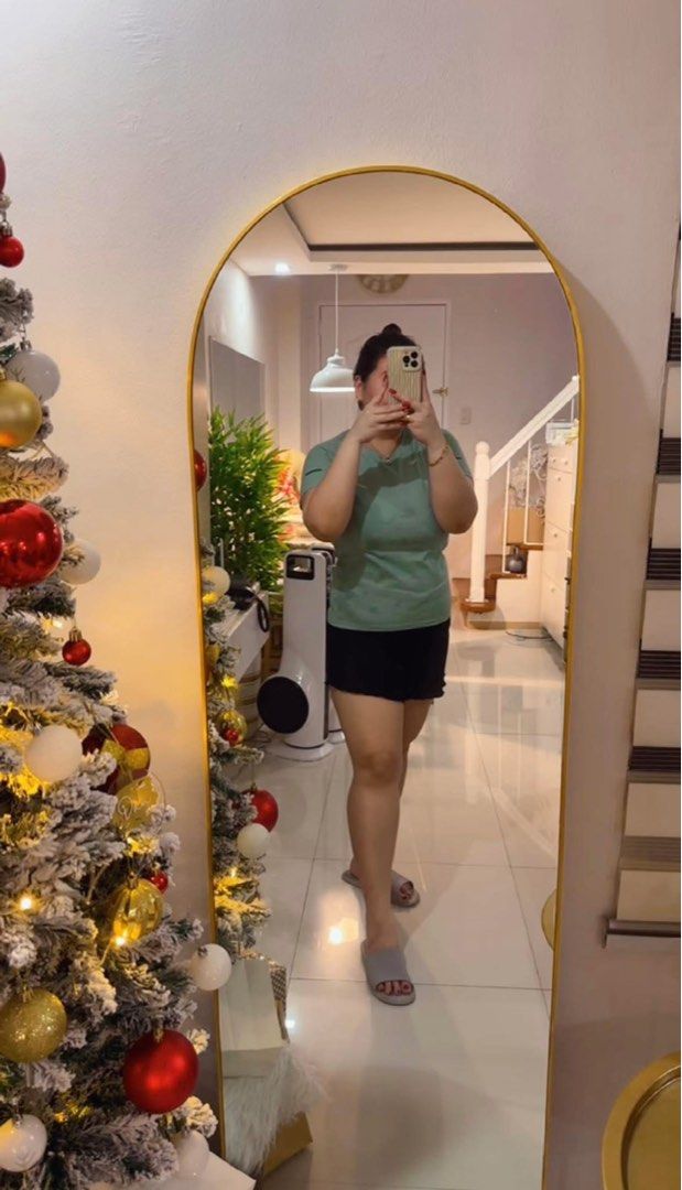 Preloved clothes for sale (Category: Dresses) located in Mandaluyong City. Submitted by _anjconcepcion (Listing ID 1467942024, Image 2). Description: .