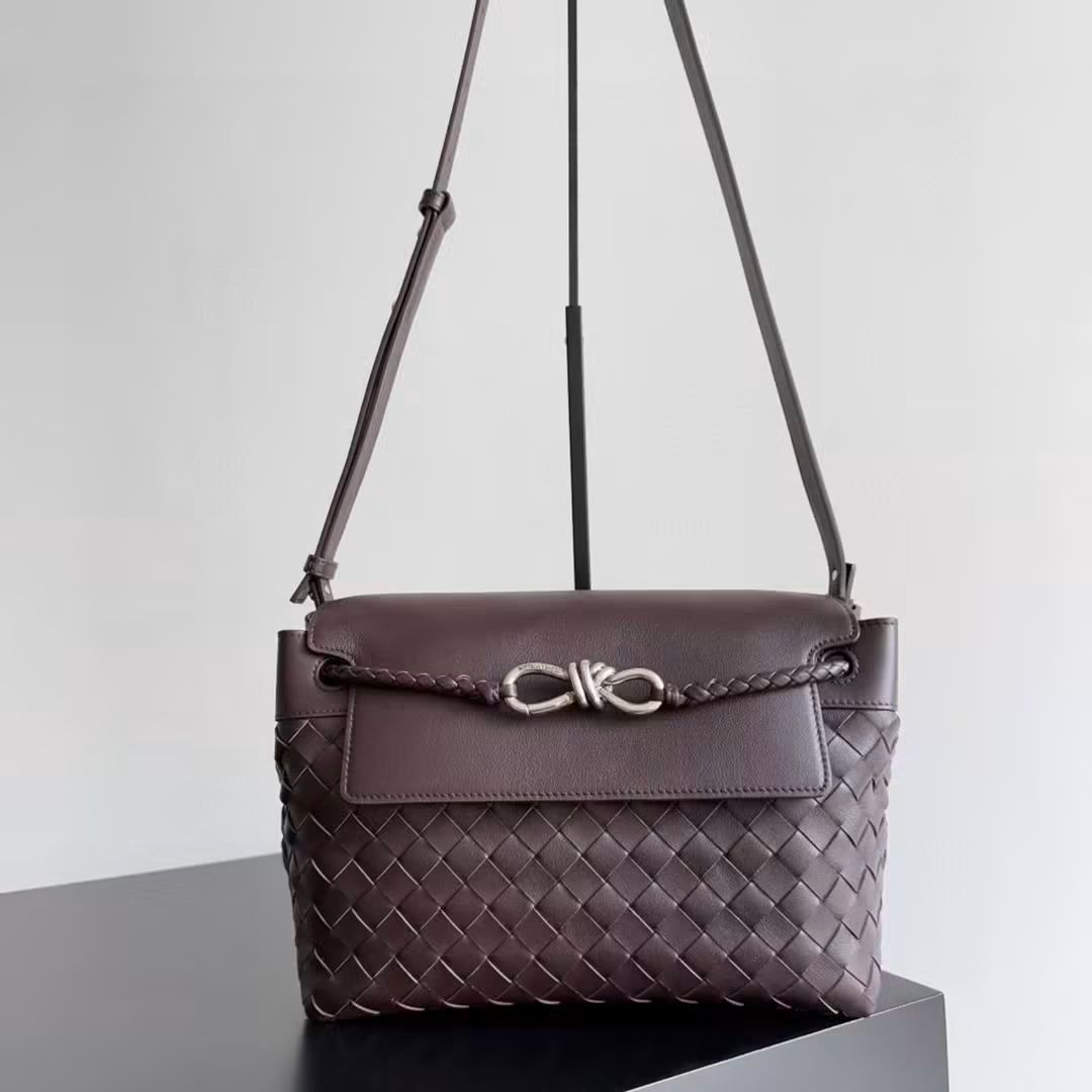 PRE-ORDER Bottega Veneta Andiamo Small Messenger (Category: Luxury Bags & Wallets) located in Las Pinas. Submitted by g1rlboss.mnl.ph (Listing ID 1468007724, Image 1). Description: 📌50% DP REQUIRED TO PROCESS ORDER ✈️7-10 DAYS ETA ✅️ACTUAL PHOTOS POSTED 📌PAY FIRST BEFORE SHIPPING ❌️NO PICKUP/MEETUP 🚫IF IN DOUBT, DON'T BUY INCLUSION/S: Dust bag Box Paper bag.