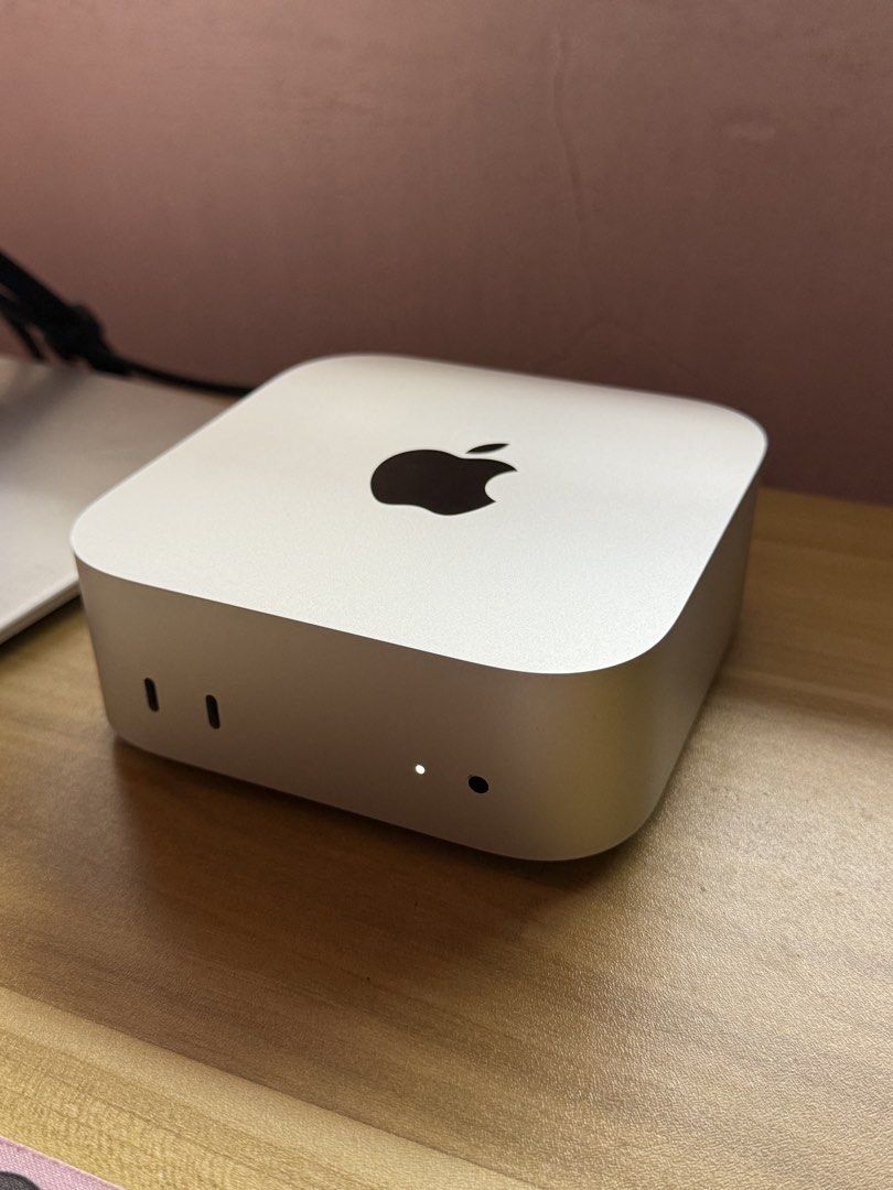 [PRICE NEGOTIABLE] Mac Mini M4 (Category: Desktops) located in Pasig City. Submitted by harold.3240 (Listing ID 1467866850, Image 2). Description: 💸 SELLING ONLY: Apple Mac Mini M4 (2024) – 16GB RAM / 256GB SSD Price: ₱40000 (negotiable) 🖥️ SPECIFICATIONS Model: Apple Mac mini (2024) Chip: Apple M4 CPU: 10-core GPU: 10-core Memory: 16GB Unified RAM Storage: 256GB SSD Model Number: A3238 Color: Silver 📦 INCLUSIONS: Apple Mac mini M4 Original Ap