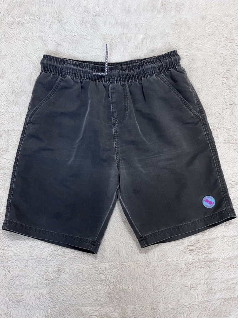 Primark Cares Dark Grey Drawstring Shorts Size 13-14 Yrs (Category: Babies & Kids Fashion) located in Manila. Submitted by kiks_secret_room (Listing ID 1467920396, Image 1). Description: - Brand: Primark Cares - Color: Dark grey - Size: 13-14 years (164cm) - Waist: ~13 inches across (elastic with patterned drawstring) - Length: ~19 inches - Features: Side pockets, cute Tropical Paradise patch near hem, comfortable white mesh lining - Condition: G