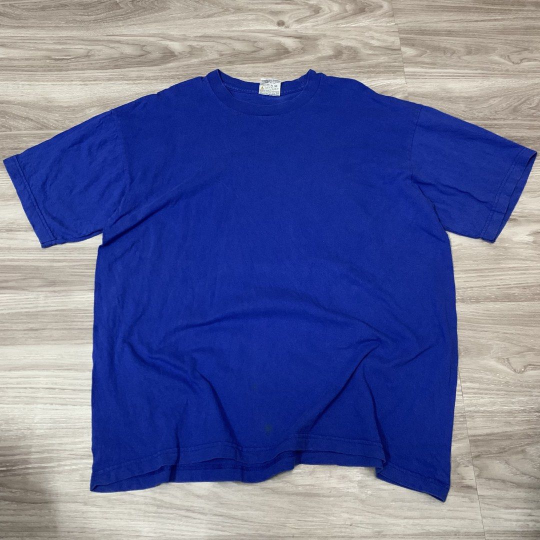 Pro 5 (Category: Tshirts & Polo Shirts ) located in Cavite. Submitted by yobubsss (Listing ID 1468041295, Image 1). Description: Size XL 24w 29L Good condition Issue dirt stain .