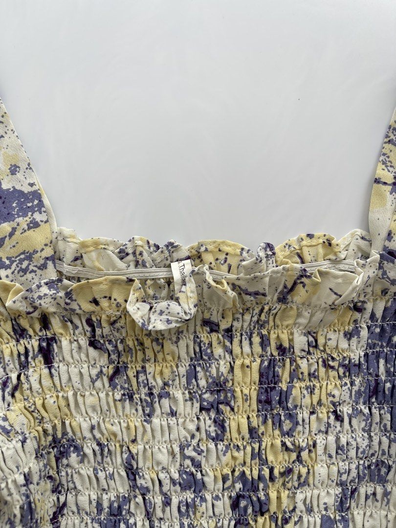 Puffedsleeve Printed Blouse (Category: Blouses) located in Bacolod City. Submitted by euniceclothing_coph (Listing ID 1467855686, Image 2). Description: Like new M-L.