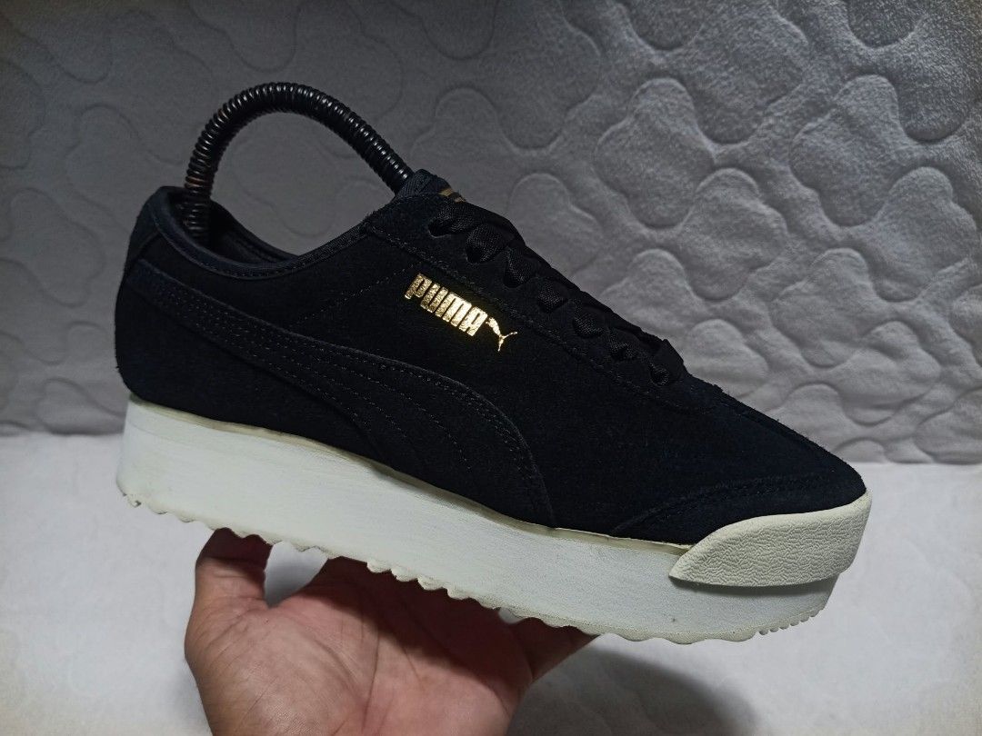 PUMA ROMA AMOR SUEDE🔥 (Category: Sneakers) located in Cebu City. Submitted by urbantreasures.101 (Listing ID 1467887881, Image 1). Description: ORIGINAL 💯 PRELOVED , SECONDHAND👟 PUMA ROMA AMOR SUEDE🔥 US SIZE 6.5 WOMEN EUR SIZE 37 23CM EXCELLENT CONDITION 1000 ONLY‼️ CLICK THE PICTURE FOR DETAILS CAN SHIP NATIONWIDE PAYMENT FIRST KUNG SHIPPING PARA PANATAG KAYU PWEDE VIDEO CALL OR VOUCH NYU PO AKU 📌 PERO PWEDE COD KUNG CEBU AREA MESSAGE ME FO