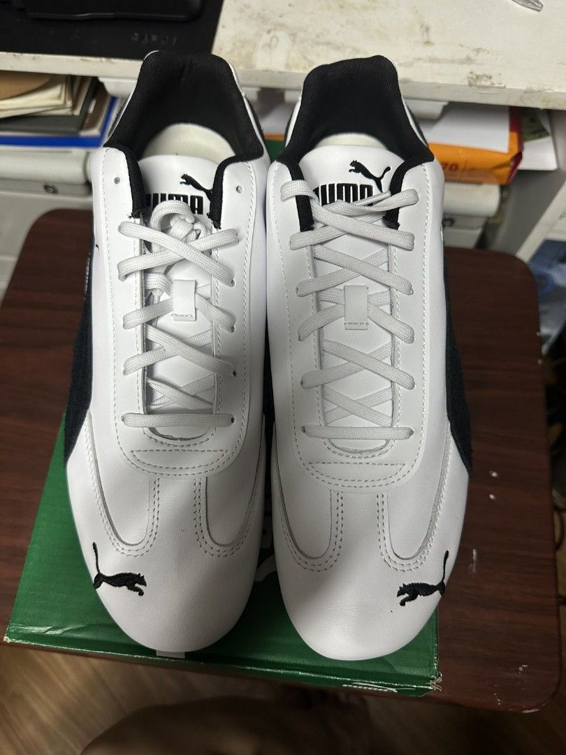 Puma White and Black Sneakers in Box (Category: Casual Shoes) located in Quezon City. Submitted by tikboydabigboy.tikboydabigboy (Listing ID 1467879391, Image 3). Description: Puma Speedcat White with Black Logo .