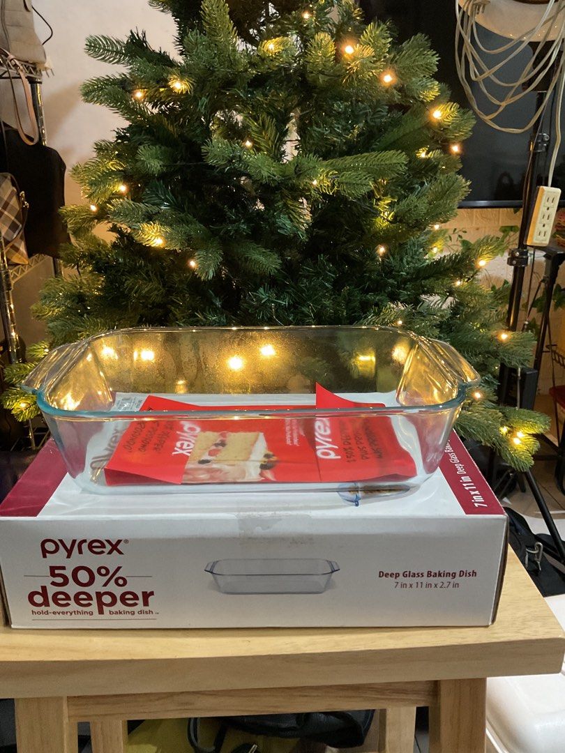 Pyrex 50% Deeper 7 x 11 in Deep Glass Baking Dish (Category: Bakeware) located in Bacolod City. Submitted by denden_andmore (Listing ID 1467862997, Image 3). Description: Authentic Pyrex 3.1qt/3L deep glass baking dish (7" x 11" x 2.7"). Extra deep to prevent spills and fit more layers. Made of durable clear borosilicate glass with side handles. Comes with original box and paper sleeve. Perfect for lasagnas, casseroles, and baking!.