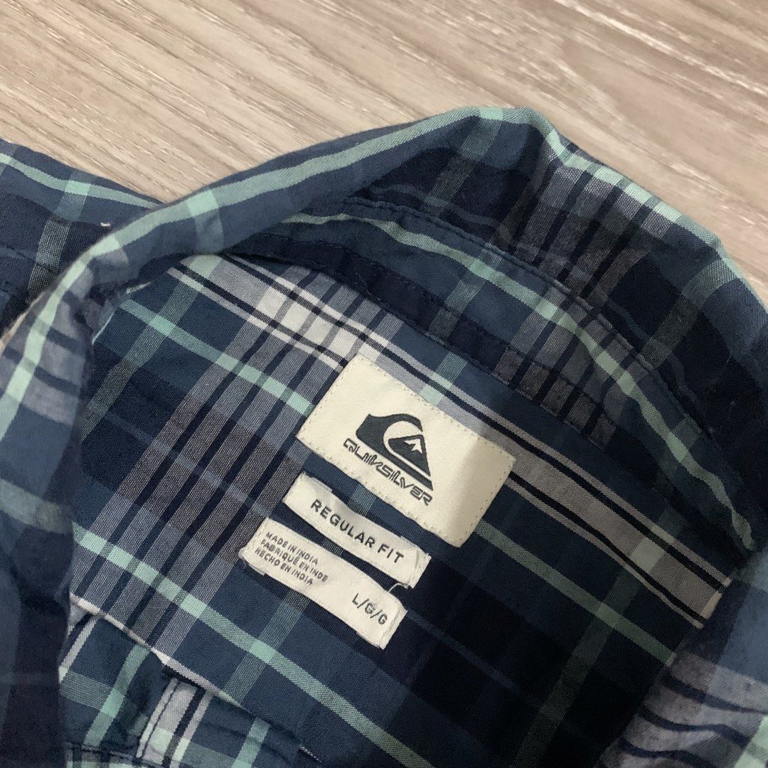 Quiksilver plaid (Category: Formal Shirts) located in Cavite. Submitted by yobubsss (Listing ID 1468051184, Image 3). Description: Size Large 23w 31L Good condition No issue.