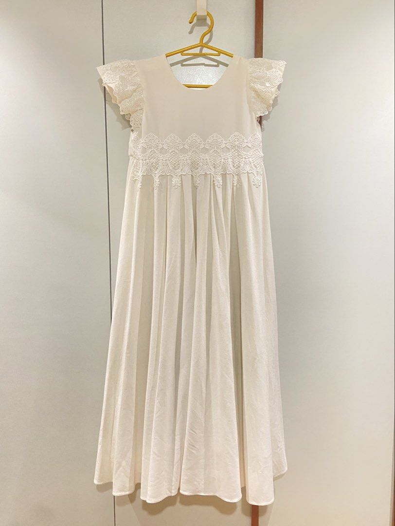 Rajito 1st Communion Dress (Category: Babies & Kids Fashion) located in Pasig City. Submitted by egoo11 (Listing ID 1467956211, Image 1). Description: Length : 42 in Waist: 13 in Chest: 14.5 in Pick up Caniogan, Pasig.