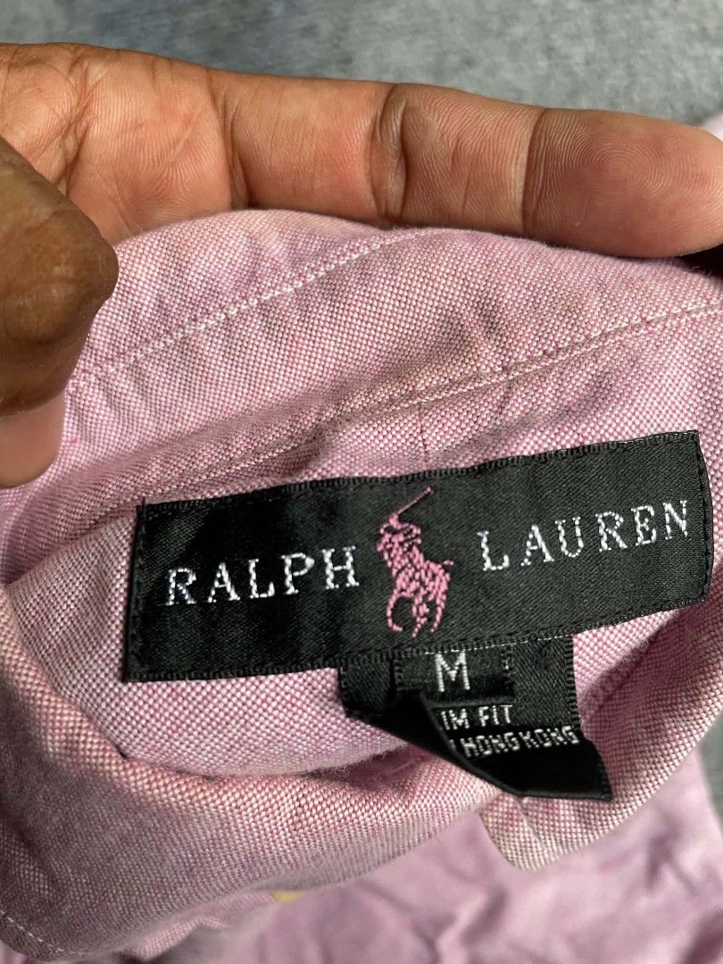 Ralph lauren button down (Category: Luxury Apparel) located in Tacloban City. Submitted by solothriftfinds (Listing ID 1467907842, Image 3). Description: ralph lauren button down.