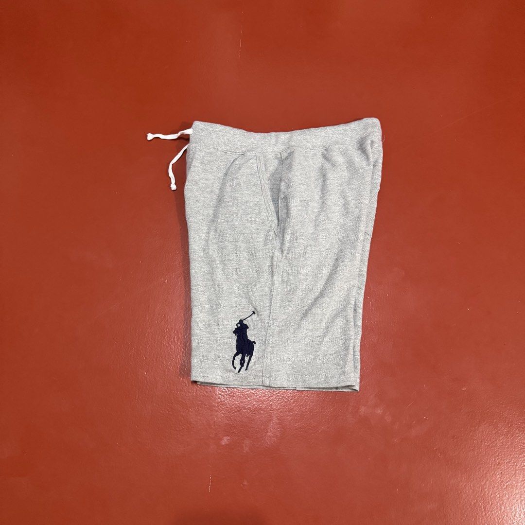 RALPH LAUREN SHORTS (Category: Shorts) located in Pasig City. Submitted by buzzthrifty (Listing ID 1468005125, Image 1). Description: 10-12 ON TAG ACTUAL DIMENSIONS: 28-32WAIST 17"LENGTH 11" HEM EXCELLENT CONDITION .