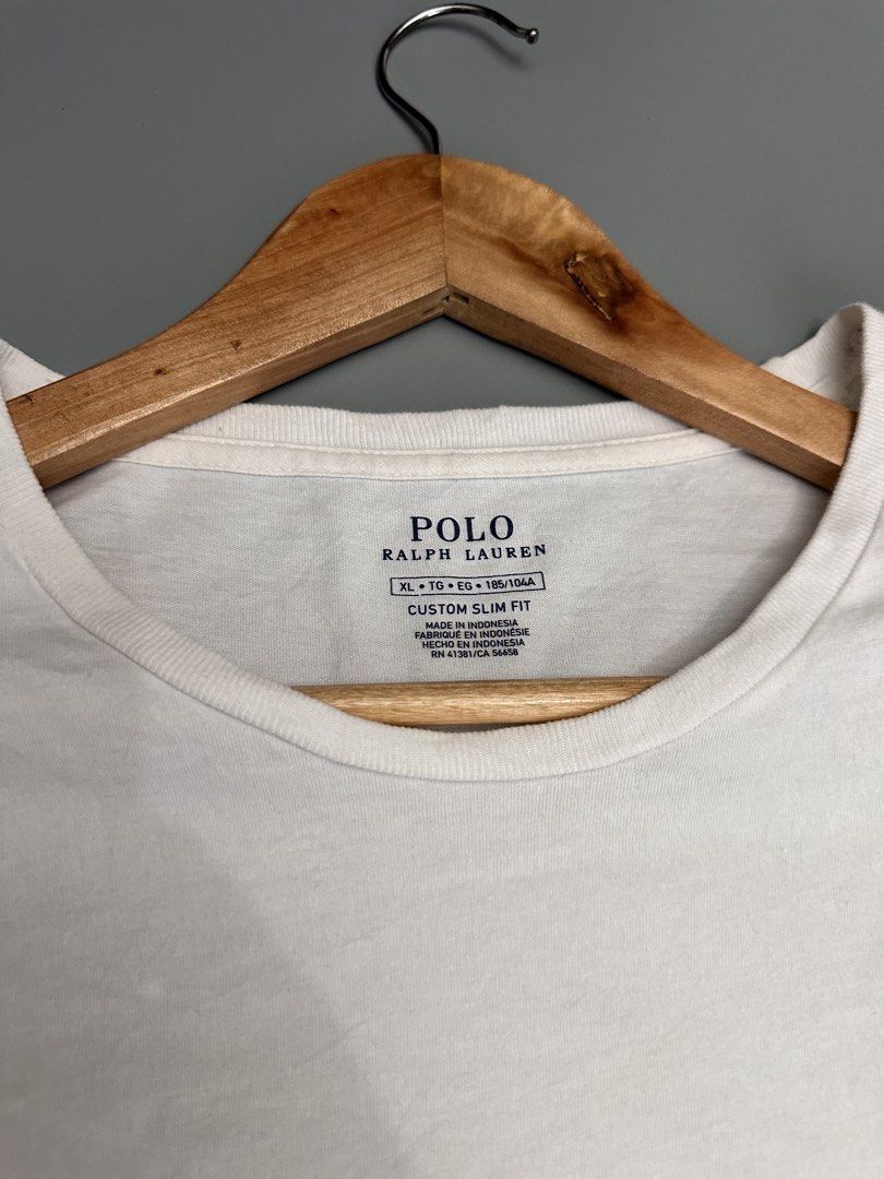 Ralph Lauren T-Shirt (Category: Activewear) located in Manila. Submitted by thriftavenueph (Listing ID 1467866566, Image 3). Description: Fs: Ralph Lauren T-Shirt Size: 24x30, XL Condition: excellent, no issue, white na white Price: 850.