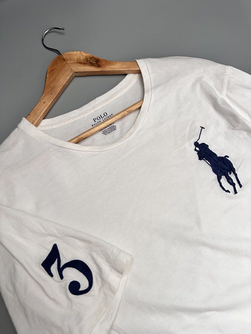 Ralph Lauren T-Shirt (Category: Activewear) located in Manila. Submitted by thriftavenueph (Listing ID 1467866566, Image 2). Description: Fs: Ralph Lauren T-Shirt Size: 24x30, XL Condition: excellent, no issue, white na white Price: 850.