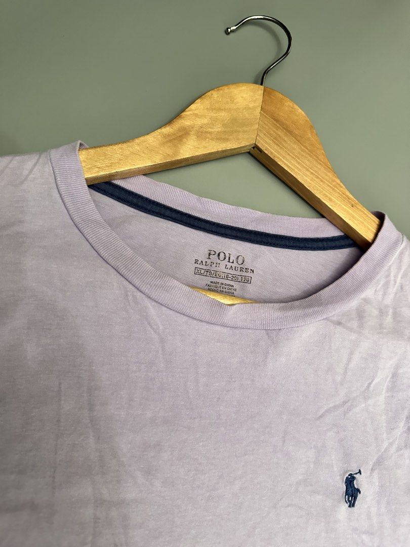Ralph lauren t-shirt (Category: Activewear) located in Manila. Submitted by thriftavenueph (Listing ID 1467866833, Image 2). Description: Fs: Ralph lauren t-shirt Size: 21x27, L Condition: excellent, no issue, 10/10 color Price: 750.