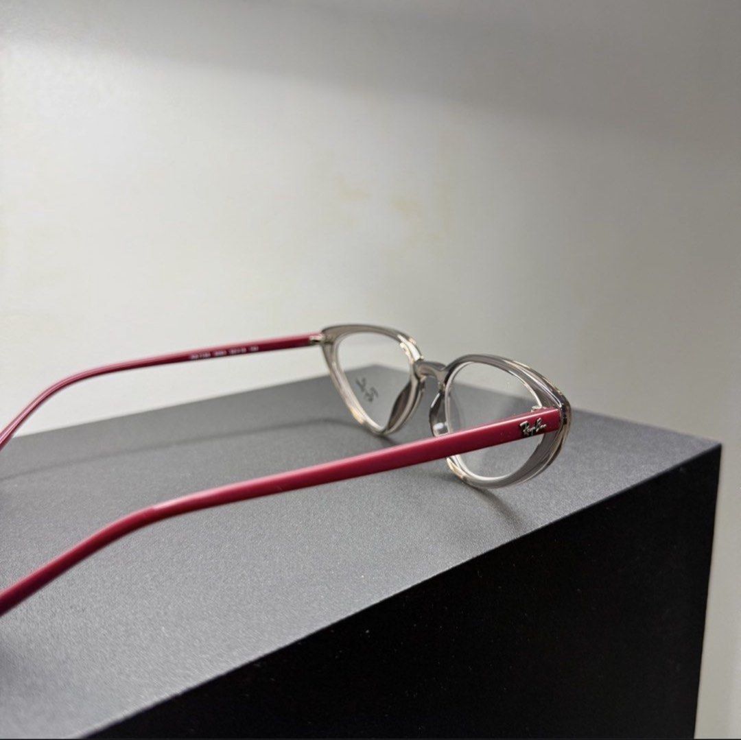 Ray-Ban Cat Eye Eyeglasses Clear and Red (Category: Sunglasses & Eyewear) located in Marikina City. Submitted by bbbiancsss (Listing ID 1467995252, Image 2). Description: Brand New Authentic Ray-Ban Eyeglasses Includes: - Original case and cleaning cloth - Voucher for Free Lens and Eye Exam valid until Dec. 31, 2026 Frame Shape: Cat Eye Frame Color: Transparent Grey Lens Color: Clear Frame Type: Full Rim Material: Plastic .
