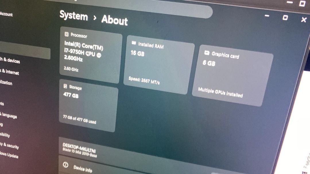 Razer Blade 15 (Category: Laptops & Notebooks) located in Quezon City. Submitted by shopnimark (Listing ID 1467844683, Image 3). Description: For sale gaming laptop 27k razer Blade 15 i7 9th gen 16gb ram 512 m2 rtx 2060 6gb Inclusion charger Issue depleted battery H and Y key not responsing Appearance presentable pa.