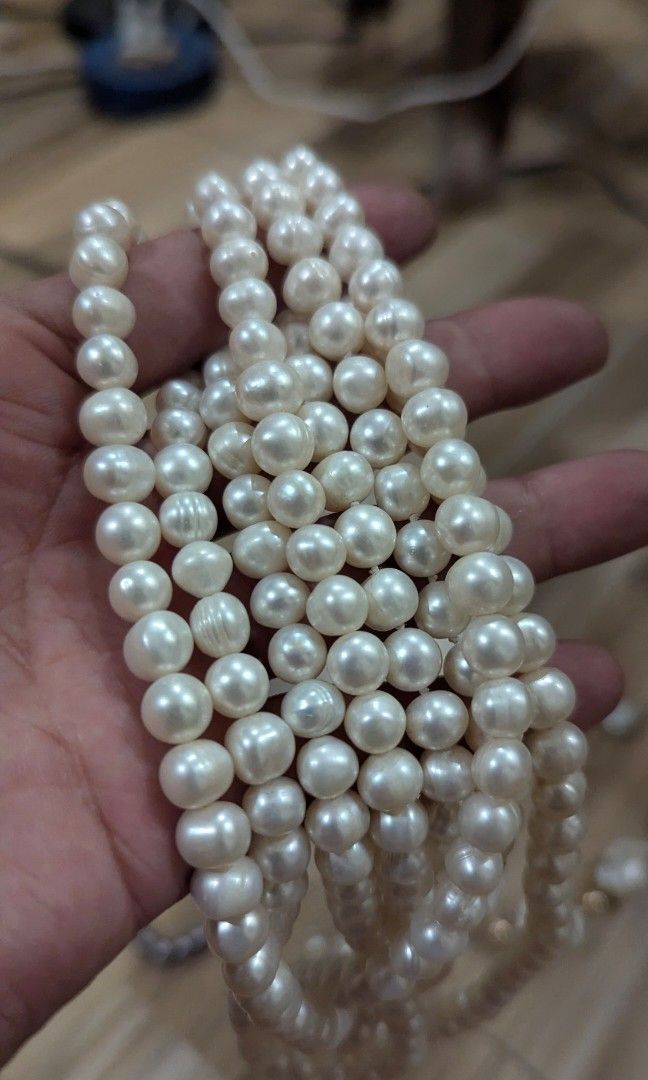 REAL PEARL TAKE ALL (Category: Body Jewelry) located in Pasay City. Submitted by aatapparelshop (Listing ID 1467946037, Image 3). Description: FOR TAKE ALL 2K REAL PEARL.
