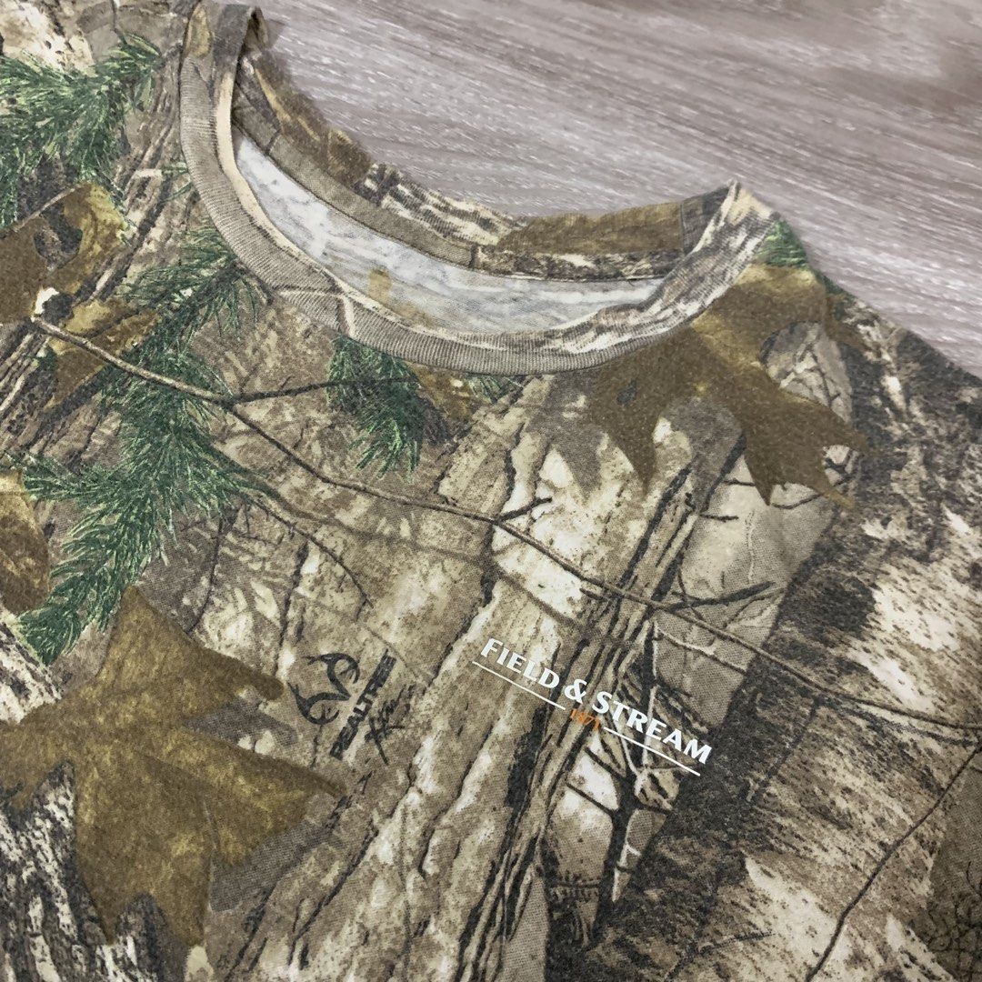 Realtree shirt (Category: Tshirts & Polo Shirts ) located in Cavite. Submitted by yobubsss (Listing ID 1468043860, Image 2). Description: Size large 23w 29L Good condition No issue.