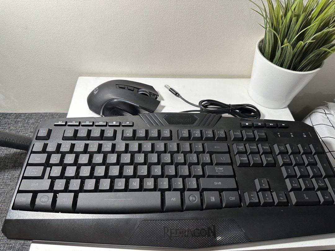 Red Dragon Wireless Gaming Keyboard & Mouse (Category: Controllers) located in Cabanatuan. Submitted by s.kit.27 (Listing ID 1468008854, Image 3). Description: Red Dragon Gaming Keyboard &Mouse Brandnew .