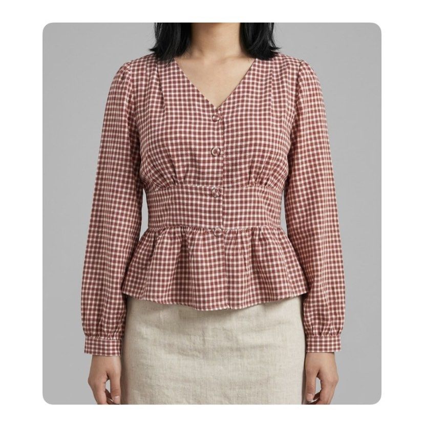Red Gingham Longsleeve Peplum Top (Category: Longsleeves) located in Quezon City. Submitted by justine_xx (Listing ID 1467965483, Image 3). Description: 🍒 Red Gingham Peplum Top 🍒 ✨ Product Details & Shop Guidelines ✨ * Sizing: Fits Medium to Large (XL on tag) * Condition: Like new, once or twice used ⚠️ PLEASE READ BEFORE BUYING ⚠️ 📍 Location: Batasan Hills, Quezon City, Metro Manila * 💳 Payment: GCash / Maya / Bank Transfer (Payment first b
