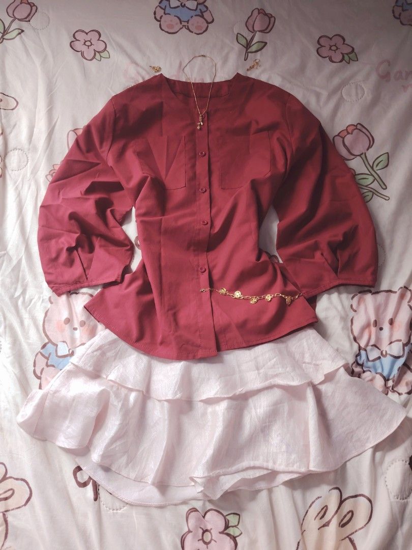 red oversized 3/4 sleeve and button down top 🌹 (Category: Blouses) located in Hermosa. Submitted by lcvelycath (Listing ID 1467887695, Image 1). Description: size: xxl-xxxxl mine: ₱49 bid: ₱+10 lock: ₱249 (shipped) EOB: sunday—october 18, 2026 °. thrifted, pre-loved, or brand new but ready to wear (some aren't bcs i don't have the time to wash them, very sorryy :<) colors may vary due to lightning & quality 𐙚 °. check details before mine joy mi