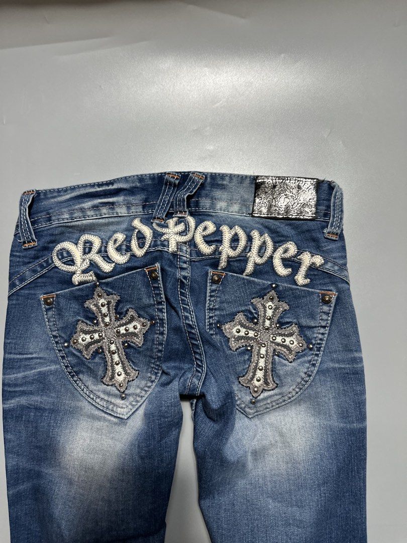 Red pepper (Category: Jeans) located in Legazpi City. Submitted by lootsi (Listing ID 1468011508, Image 3). Description: .
