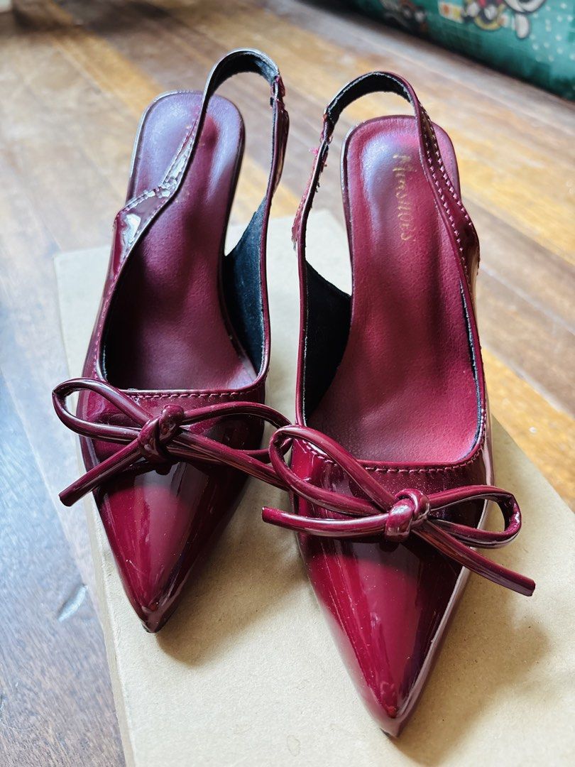 Red Pointed Hells (Category: Heels) located in Manila. Submitted by tiffanyyyy09 (Listing ID 1467843543, Image 1). Description: Used Once only .