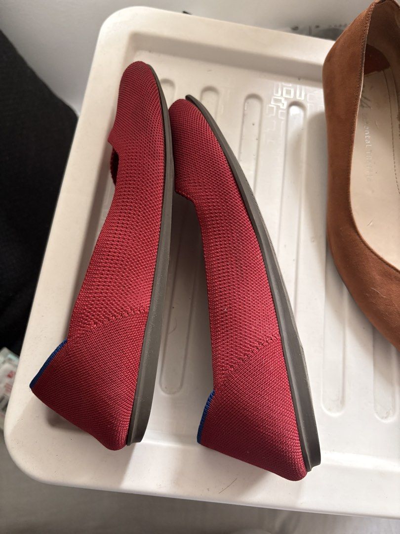 Red Rothy's flats (Category: Flats & Sandals) located in Makati City. Submitted by kayeannne (Listing ID 1468058594, Image 2). Description: .