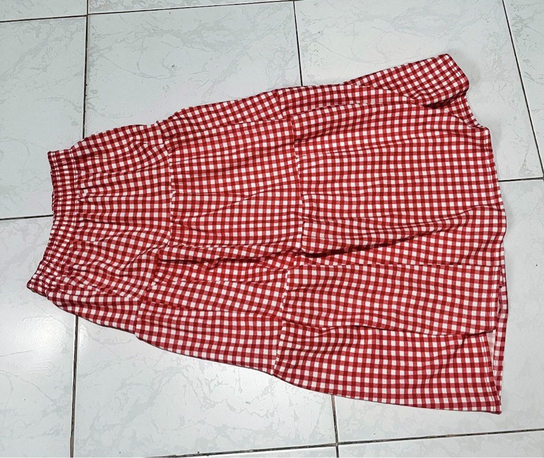 Red stripe long akirt (Category: Announcements) located in Manila. Submitted by ashbub200302708 (Listing ID 1467841566, Image 2). Description: Brand new never been worn Bought in shein Seeling for the lowest price than the original price .