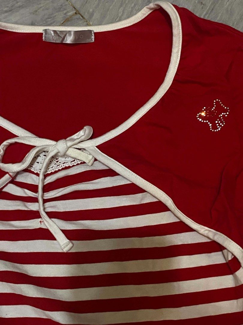 Red Stripes Longsleeves Top (Category: Longsleeves) located in Bacoor. Submitted by s4dee (Listing ID 1468003086, Image 2). Description: size: small - medium - super cute - never used. - cotton fabric .