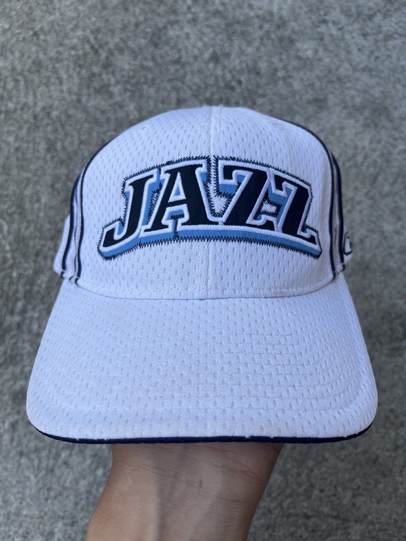 Reebok Utah Jazz Cap (Category: Caps & Hats) located in Imus. Submitted by jiroamari (Listing ID 1467905704, Image 1). Description: One Size Fits All.