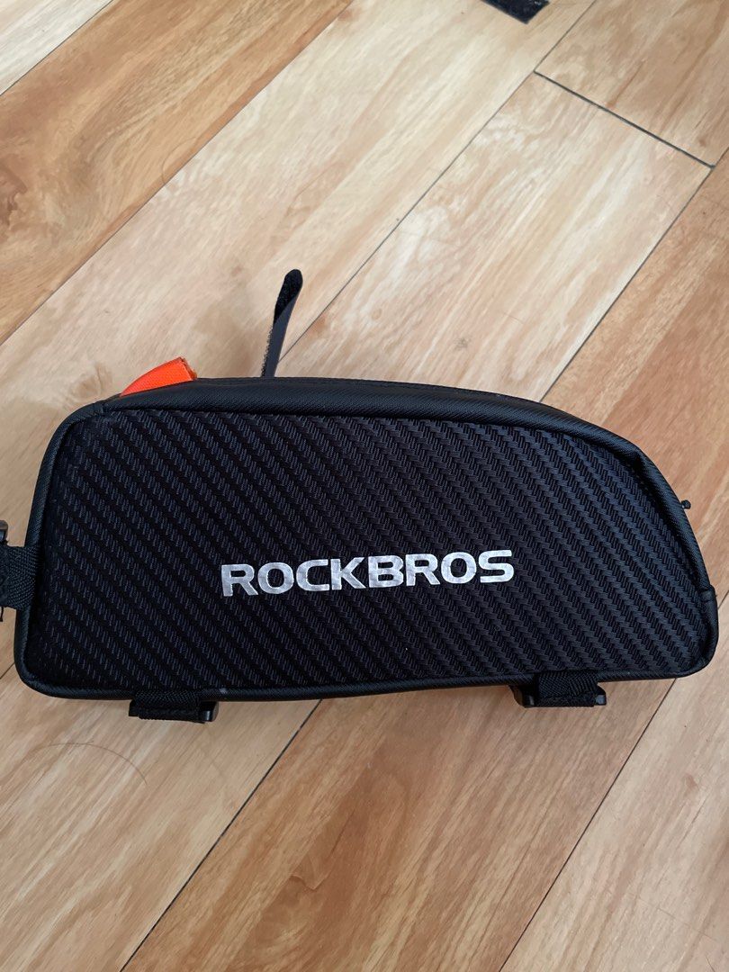 Rockbros Bicycle bag (Category: Bicycles) located in Quezon City. Submitted by robertsyl (Listing ID 1467901262, Image 2). Description: Rockbros 2 liter front bag - brand new Rockbros 1 liter tube bag - used twice Rockbros multi-tool 8-1 All for 950 Loc Fairview.