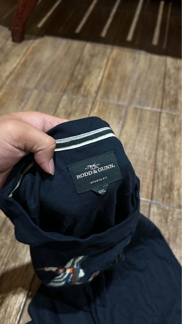 RODD AND GUNN SHIRT (Category: Tshirts & Polo Shirts ) located in Manila. Submitted by urban-vintage_2 (Listing ID 1467853124, Image 3). Description: ISSUE: NONE ( NEED WASH ) MOP :GCASH ( NO COD ) SHIP VIA : LALAMOVE & J&T LOCATION : PASIG CITY LENGTH : 31 WIDTH : 26 .