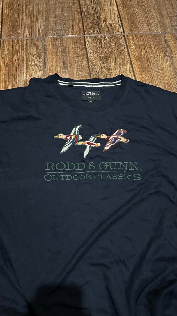 RODD AND GUNN SHIRT (Category: Tshirts & Polo Shirts ) located in Manila. Submitted by urban-vintage_2 (Listing ID 1467853124, Image 2). Description: ISSUE: NONE ( NEED WASH ) MOP :GCASH ( NO COD ) SHIP VIA : LALAMOVE & J&T LOCATION : PASIG CITY LENGTH : 31 WIDTH : 26 .