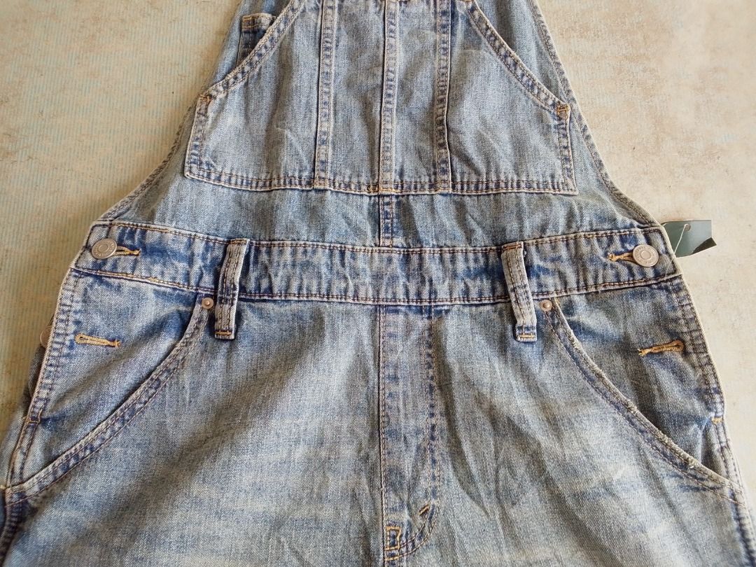 Romper US BNEWTAG (Category: Dresses) located in Los Banos. Submitted by mania-62906 (Listing ID 1467870966, Image 3). Description: BNEWTAG. US Extra Small.