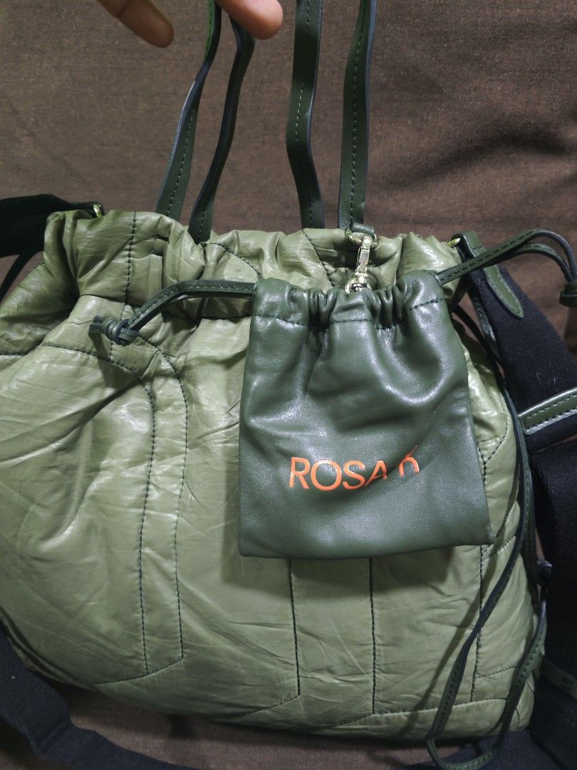 Rosa K med hand/sling bag (Category: Cross-body Bags) located in Pili. Submitted by zaneombao03491 (Listing ID 1467985592, Image 2). Description: .