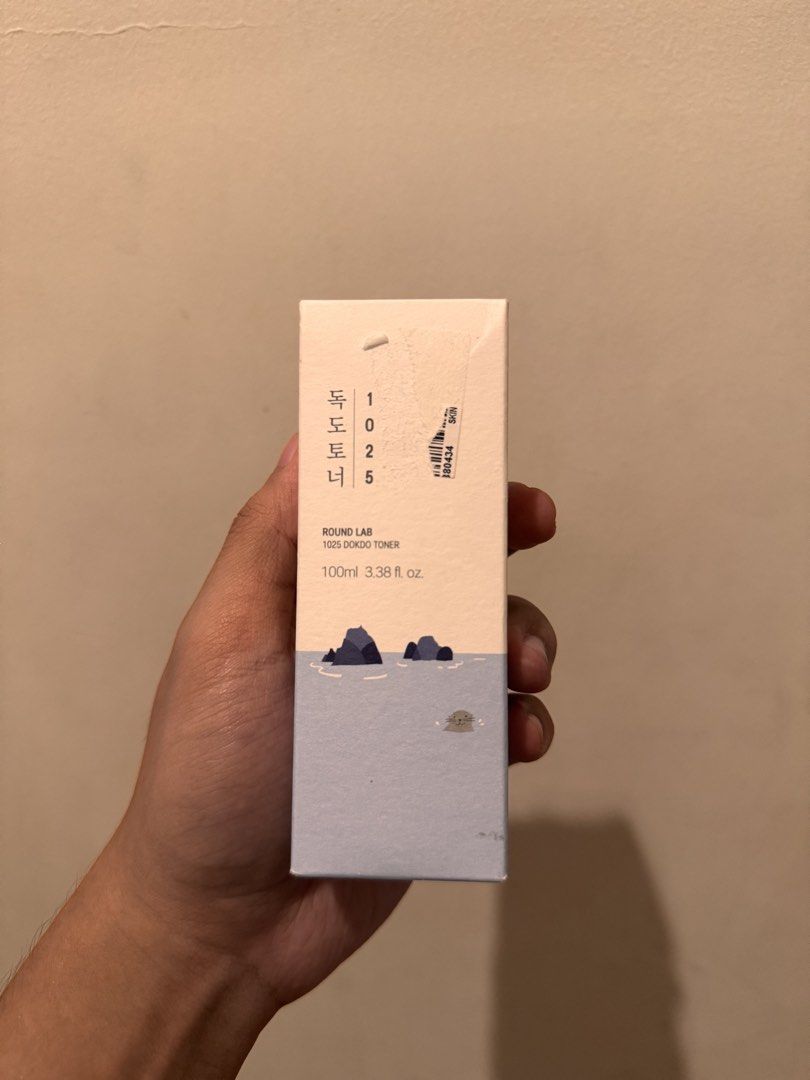 Round Lab 1025 Dokdo Toner 100ml (Category: Face Care) located in Manila. Submitted by leey0ww (Listing ID 1467966700, Image 2). Description: - Product: Round Lab 1025 Toner - Size: 100ml - Condition: Brand new, unopened in original packaging - Expiry Date: October 2028 - Reason for selling: Clearing out extra skincare stash -Authentic .