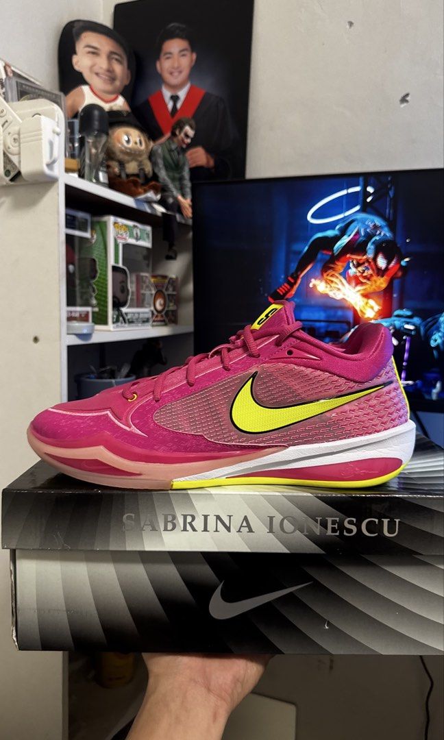 Sabrina 4 Size 9.5 (Category: Sneakers) located in Rizal. Submitted by andreii34 (Listing ID 1467986724, Image 1). Description: Sabrina 4 size 9.5 mens w/box Fitted lang sandali hindi nailaro Brandnew Condition complete with box 8K brandnew kakabili lang 5k nalang fixed 📍Morong,Rizal .