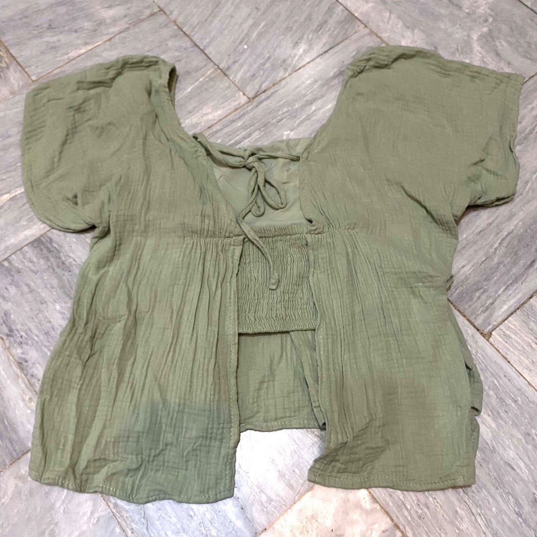 Sage Green Peplum Blouse Top (Category: Blouses) located in Bacoor. Submitted by s4dee (Listing ID 1468001634, Image 3). Description: size: medium - never used. - linen fabric - backless (check back details) .