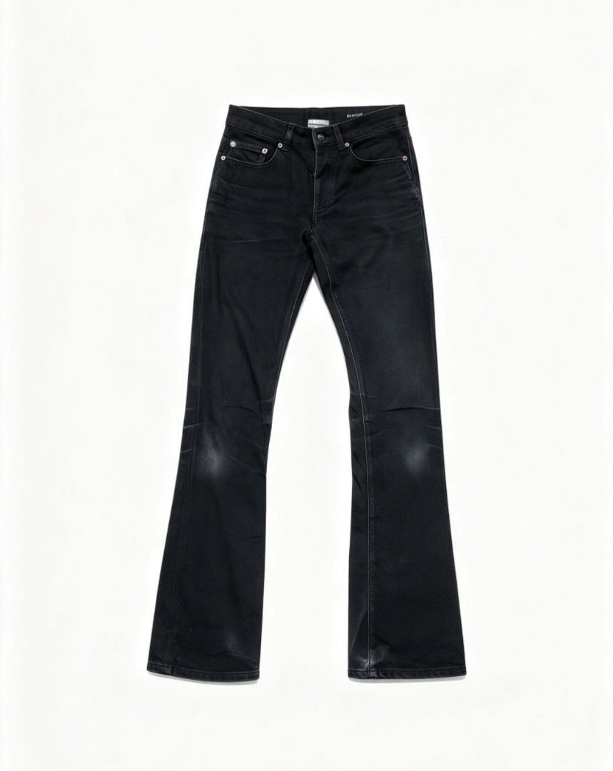 SAINT LAURENT BOOTCUT (Category: Jeans) located in Davao. Submitted by welcar (Listing ID 1468010110, Image 1). Description: Waist 29-30 Length 42 Thigh 10.5 Hem 7 Front rise 9.5.