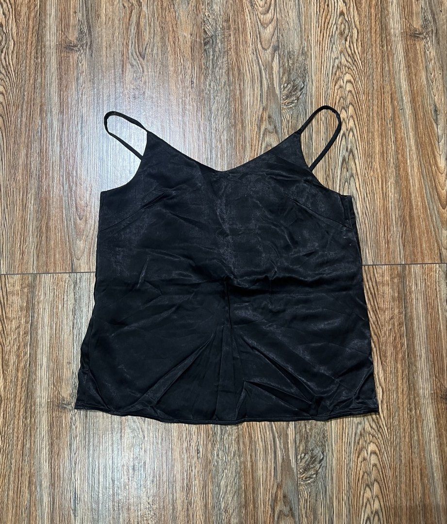 SALE‼️ cami top (Category: Blouses) located in San Jose del Monte. Submitted by senorita_wella (Listing ID 1467926073, Image 1). Description: .