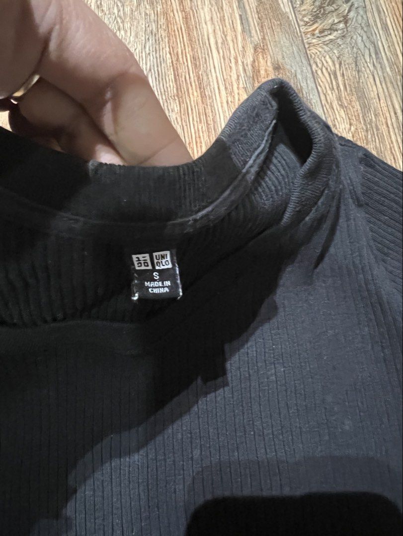 SALE‼️ UNIQLO ribbed (Category: Shirts) located in San Jose del Monte. Submitted by senorita_wella (Listing ID 1467928162, Image 3). Description: .